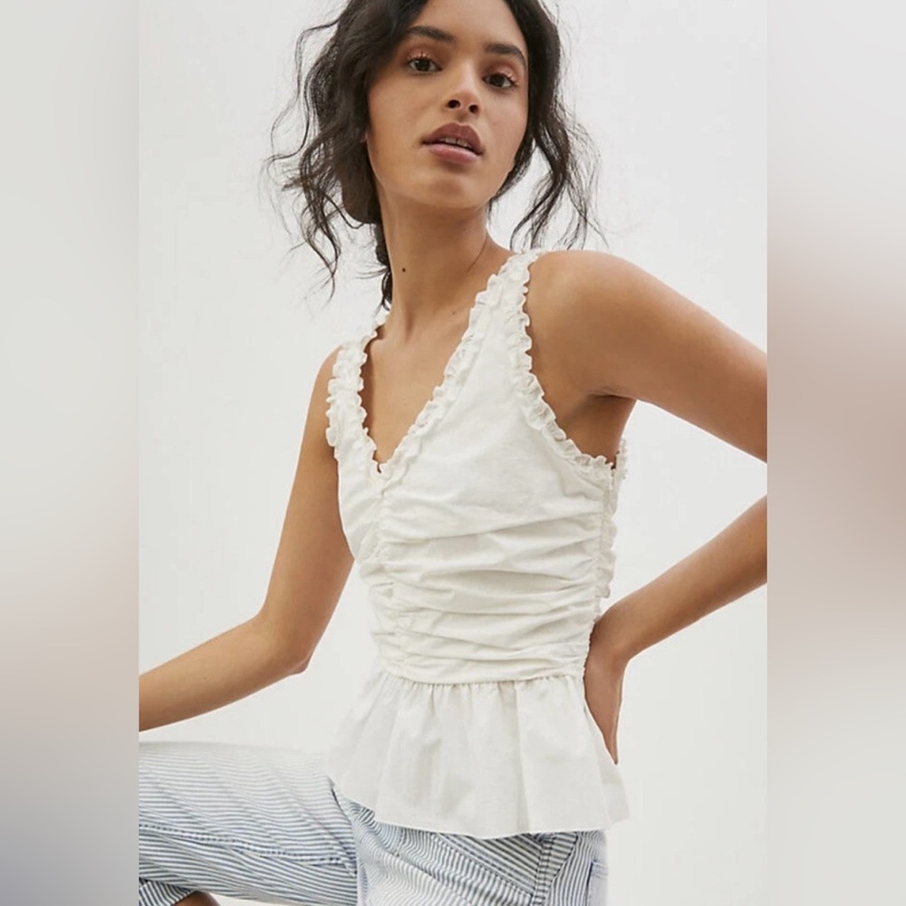 ANTHROPOLOGIE NWT Sunday in Brooklyn Boho White Ruffled Peplum Top Size Medium